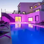 Avalon By Algarve Vacation Пера