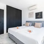 Avalon - Jacuzzi, Cinema E Piscina Aquecivel Em Armacao De Pêra