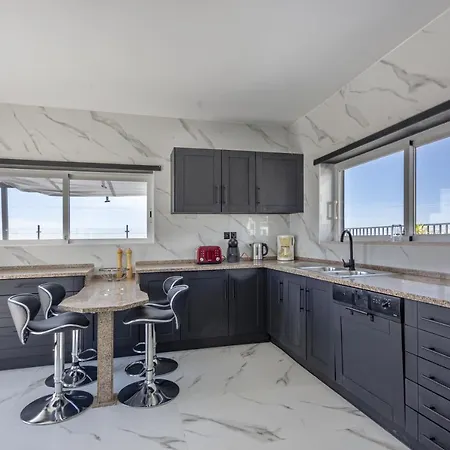 Villa Avalon By Algarve Vacation